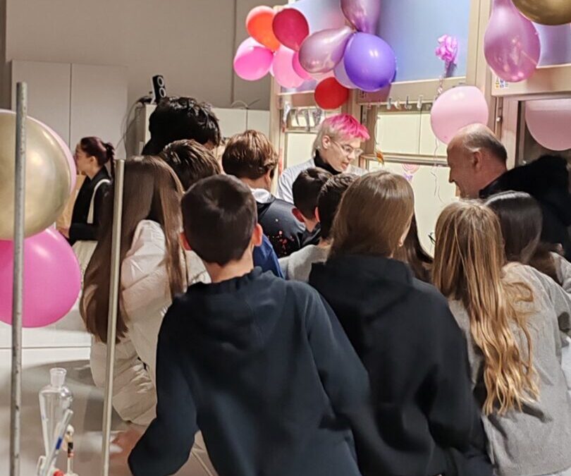 MasKEMbal na Odjelu za kemiju